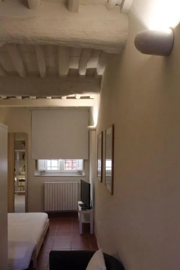 Apartment Appartamento San Tommaso Lucca
